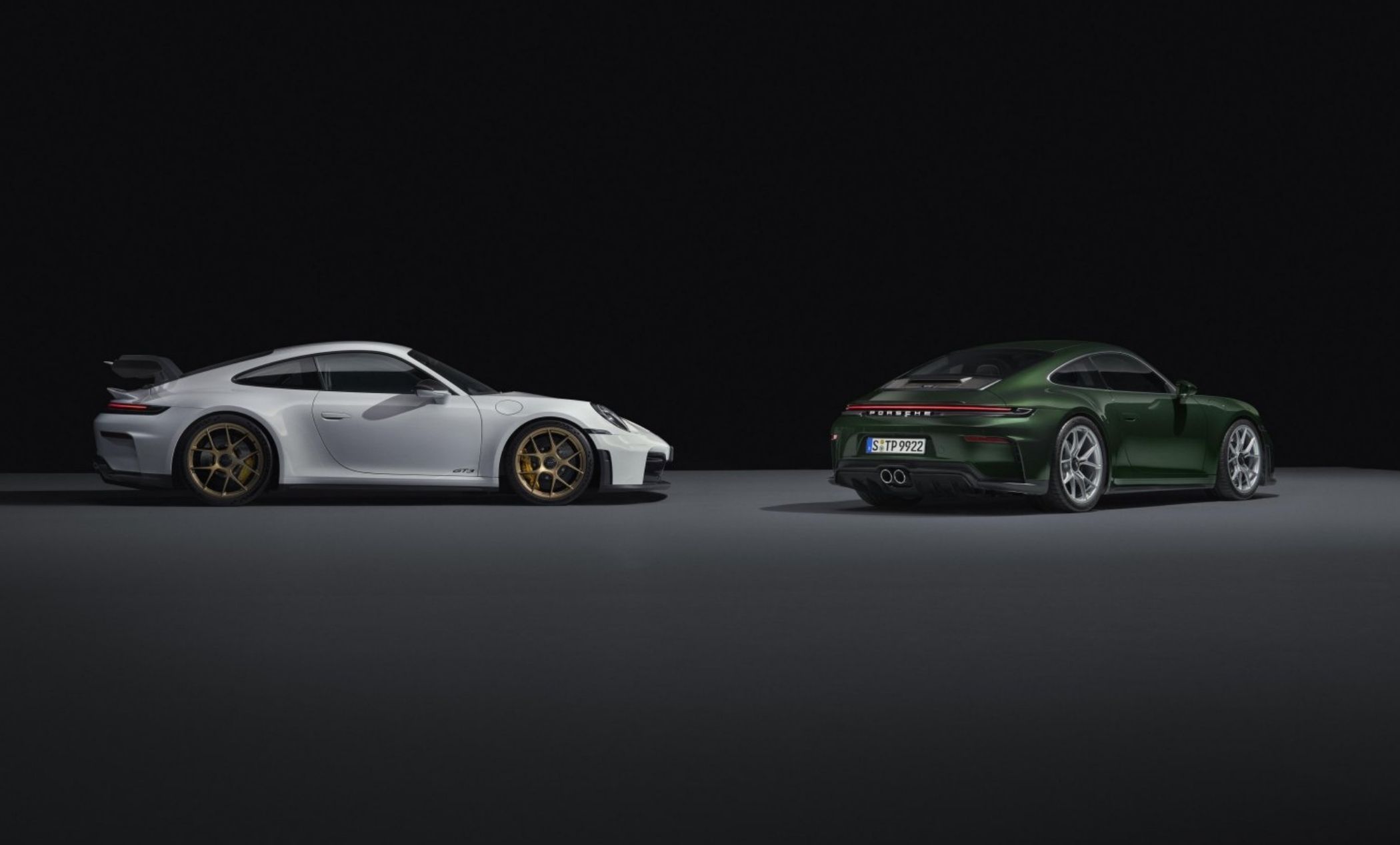 Porsche celebrates 25 years of excellence with the unveiling of the 911 GT3 and GT3 Touring